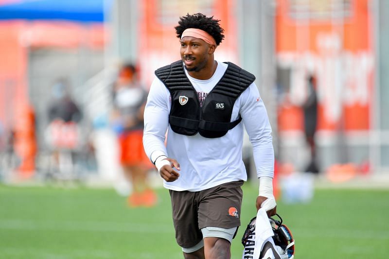 Cleveland Browns' Myles Garret is questionable for Sunday's game vs Steelers