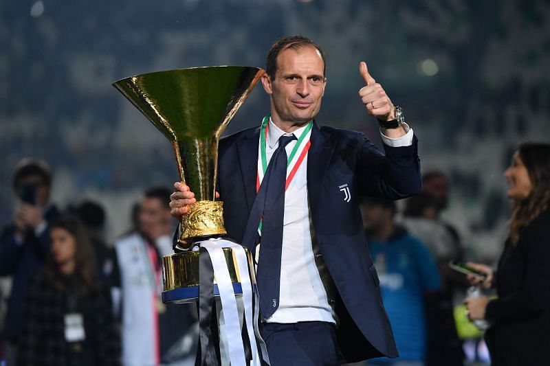 Allegri with the Serie A trophy