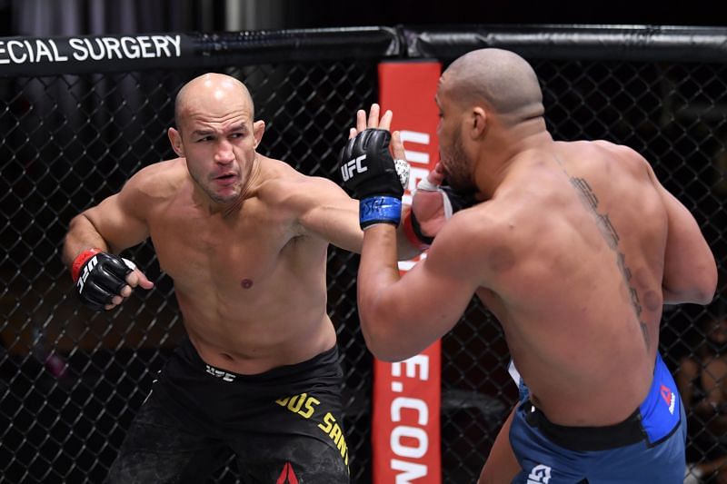 Junior Dos Santos has taken several worrying knockouts, meaning retirement may be the best option for him.