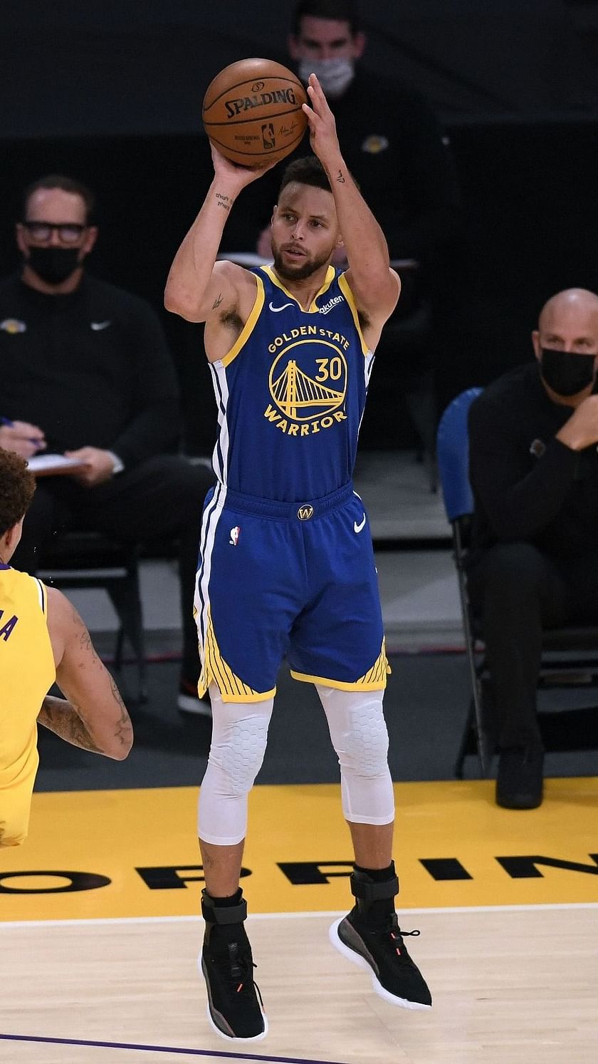 Warriors observations: Lakers win despite Steph Curry's 37 points – NBC  Sports Bay Area & California