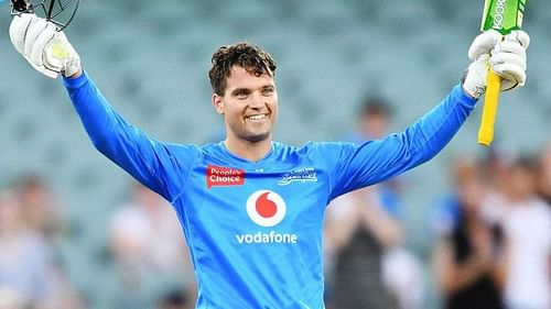 Alex Carey scored 101 off 62 balls against Brisbane Heat