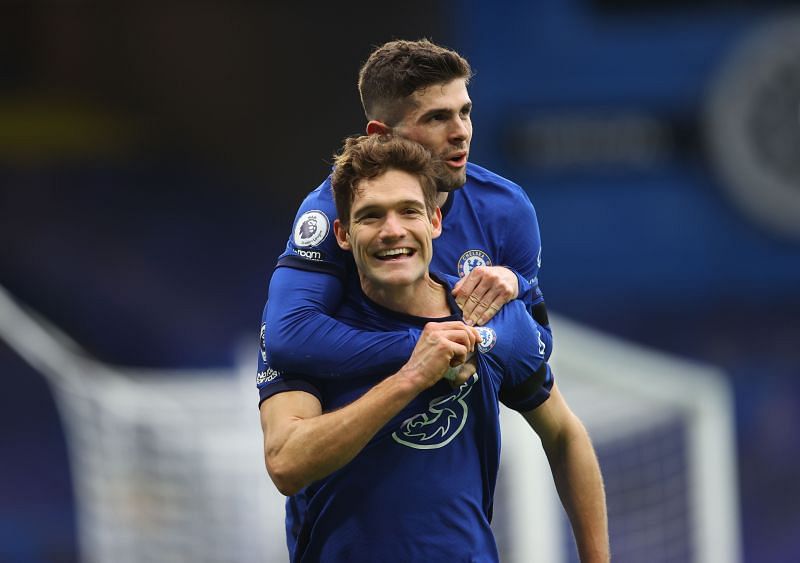 Marcos Alonso (centre) scored the second goal for Chelsea.