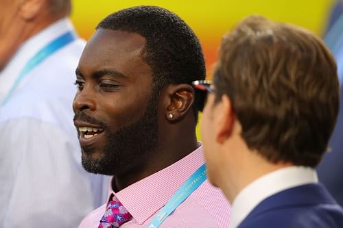 Michael Vick is part of the FOX NFL Kick Off show