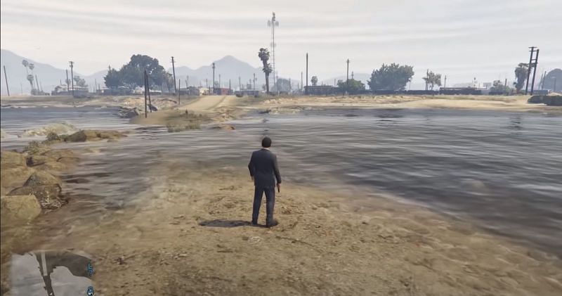 Tides rise and fall throughout the day in GTA 5 (Image via whatever57010, YouTube)