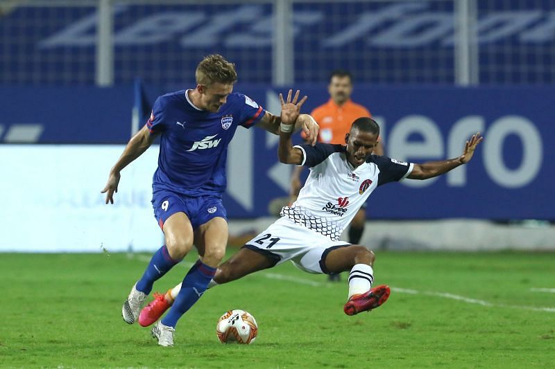 Bengaluru FC&#039;s Kristian Opseth in action against SC East Bengal in an ISL match (Image Courtesy: ISL Media)