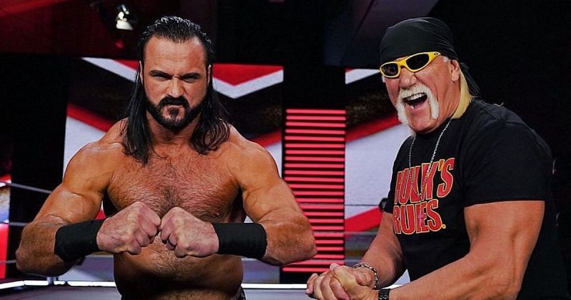 Drew McIntyre and Hulk Hogan during the Legends Night episode of WWE RAW.