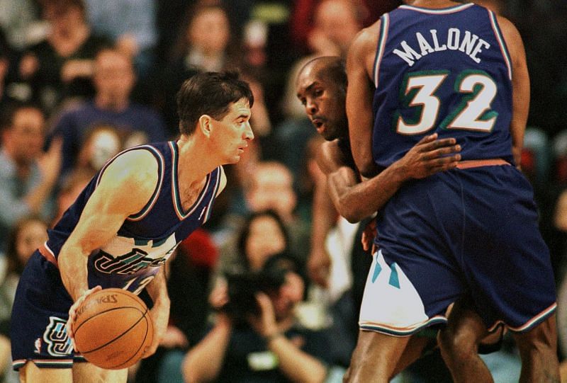 Stockton performing a pick-and-roll with Karl Malone