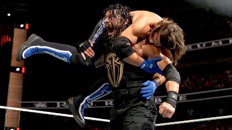 रोमन रेंस ने WWE वर्ल्ड हैवीवेट चैंपियनशिप को करना पड़ा था डिफेंड 