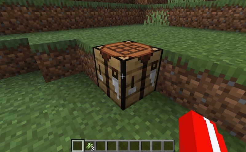 Place sugarcane in crafting table to make the paper