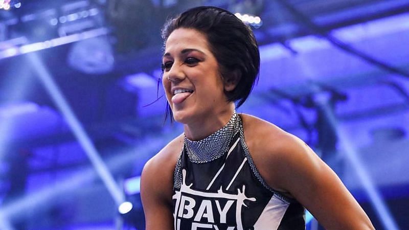 Bayley makes an interesting deal with WWE Hall of Famer