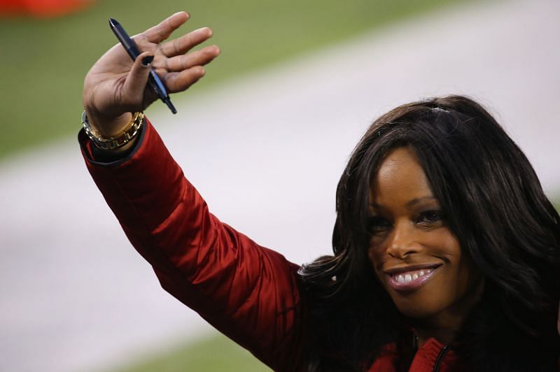 NFL Fox Sports reporter Pam Oliver