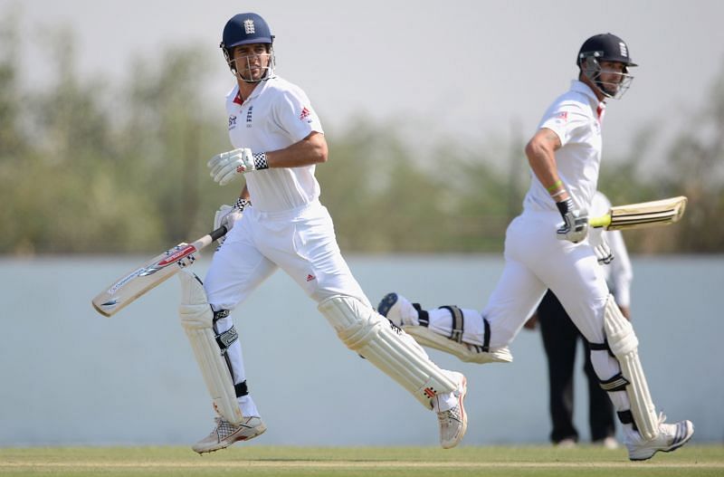 Sir Alastair Cook (L) and Kevin Pietersen were hugely influential in England&#039;s previous Indian conequest