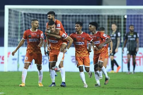 FC Goa players celebrate a goal (Courtesy-ISL)