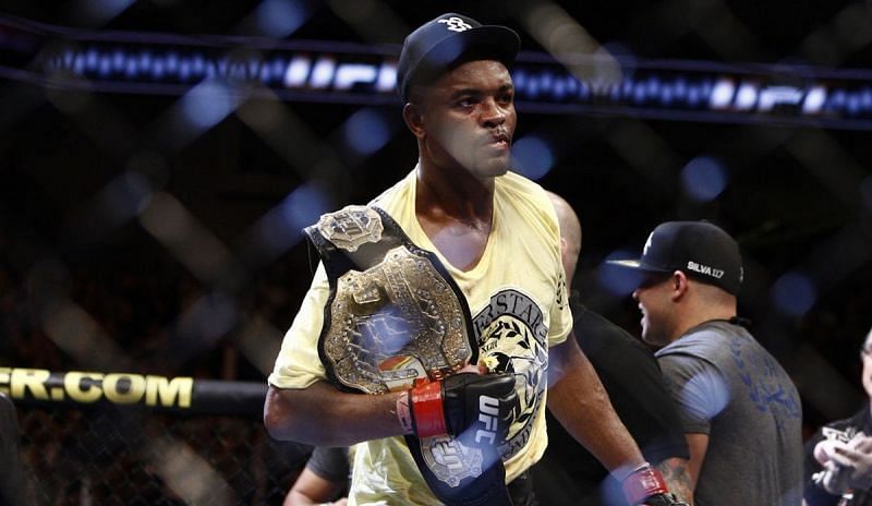 How many title defenses does Anderson Silva have?