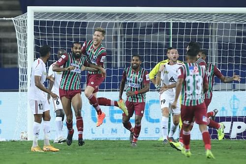 ATK Mohun Bagan players celebrate after scoring against NorthEast United FC (Image Courtesy: ISL Media)
