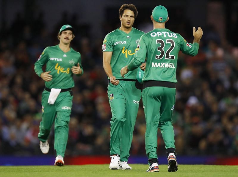 Nathan Coulter-Nile in action for the Melbourne Stars