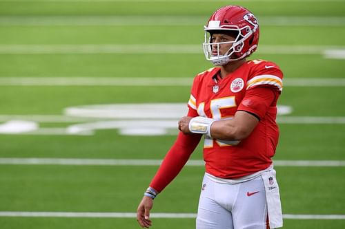 Kansas City Chiefs v Los Angeles Chargers