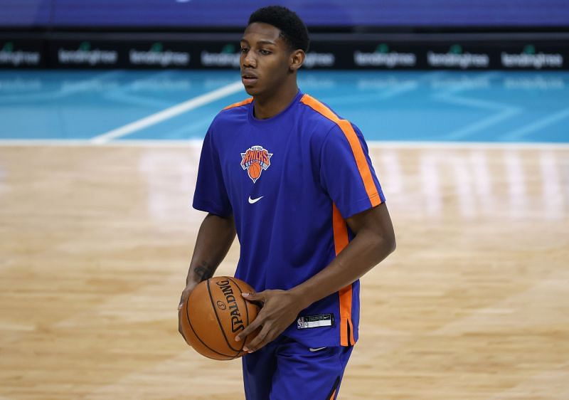 RJ Barrett (#9) of the New York Knicks warms up before the game against the Charlotte Hornets.