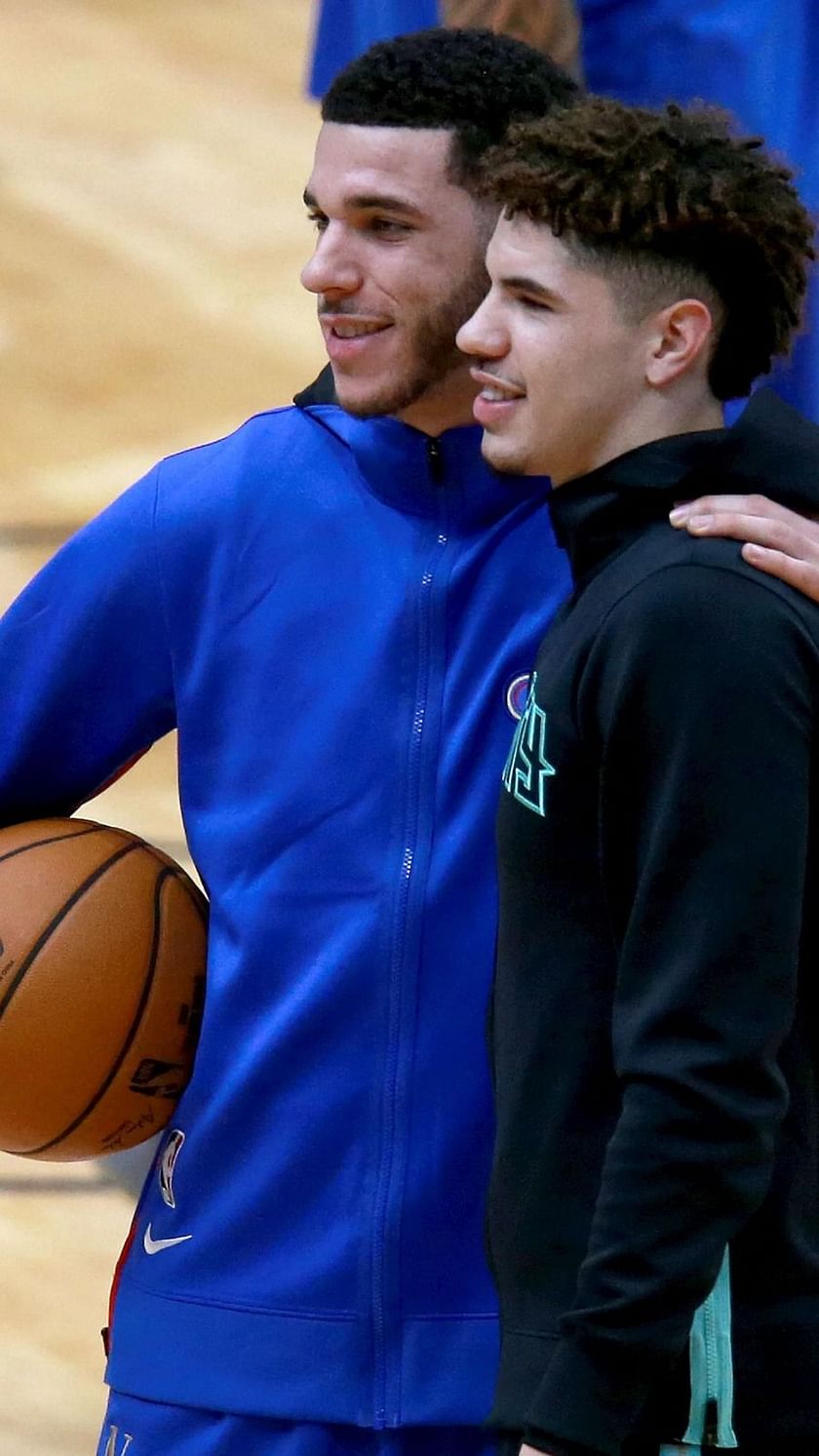 LaMelo Ball has near-triple-double, outplays brother Lonzo in