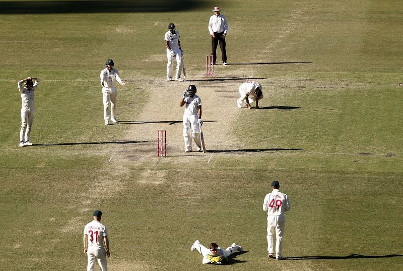 Tim Paine dropped Hanuma Vihari late on Day 5