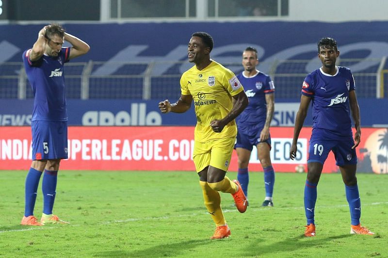 Bartholomew Ogbeche celebrates after scoring for Mumbai City FC against Bengaluru FC from a set-piece (Image Courtesy: ISL Media)