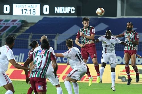 ATK Mohun Bagan and NorthEast United FC players in action in their previous ISL match (Image Credits: ISL Media)