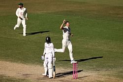 "Another meek surrender on the cards" - Twitter reacts as Team India face an uphill task of saving the SCG Test on the final day