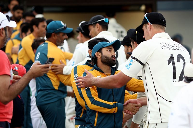 New Zealand beat Pakistan in the first Test with 27 balls to spare