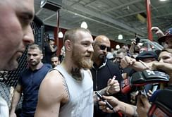 How many fans will be in attendance for UFC 257?