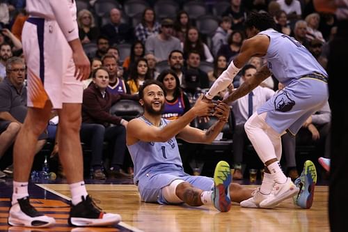 Memphis Grizzlies' Kyle Anderson and Ja Morant against the Phoenix Suns