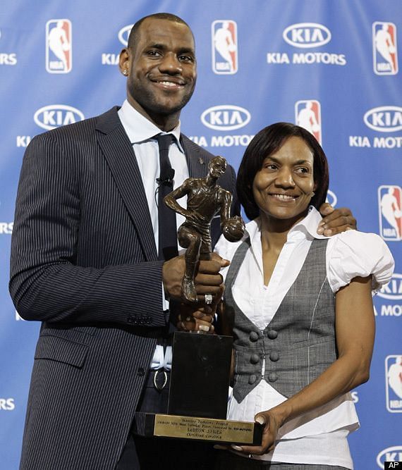 lebron james mom