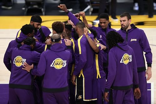 LeBron James #23 of the Los Angeles Lakers gathers his teammates before a game against the Chicago Bulls at Staples Center. 