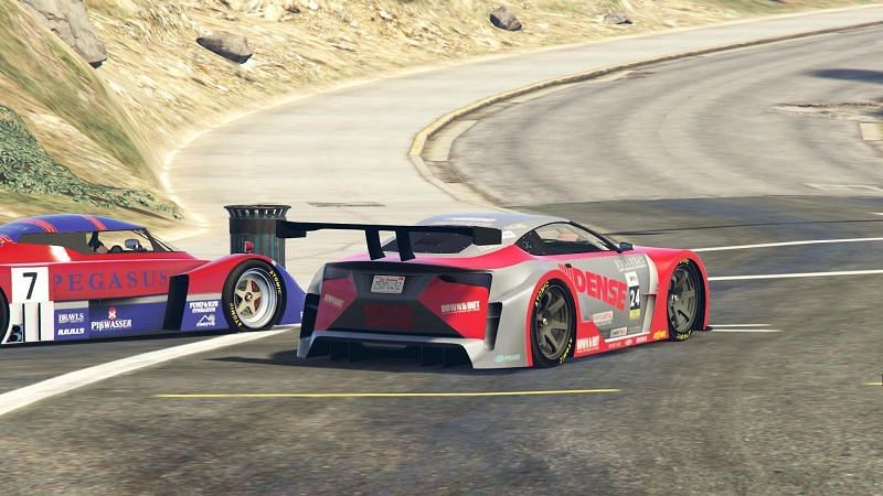 Impromptu races are a great way for GTA Online players to test and hone their driving skills (Image via gta5-mods)