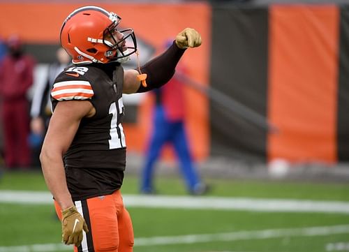 Pittsburgh Steelers v Cleveland Browns