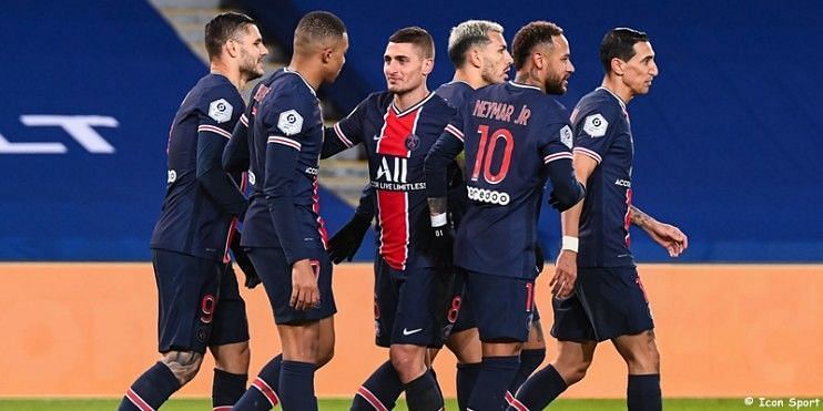Paris Saint-Germain move three points clear of Lille after a dominant win