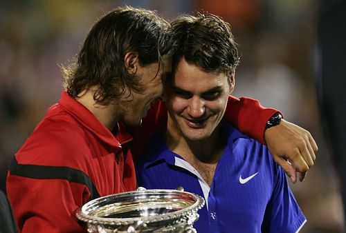 Rafael Nadal comforts Roger Federer at the 2009 Australian Open trophy ceremony