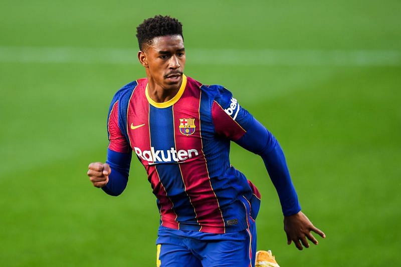 Napoli have reportedly made contact with Barcelona over a potential move for Junior Firpo.