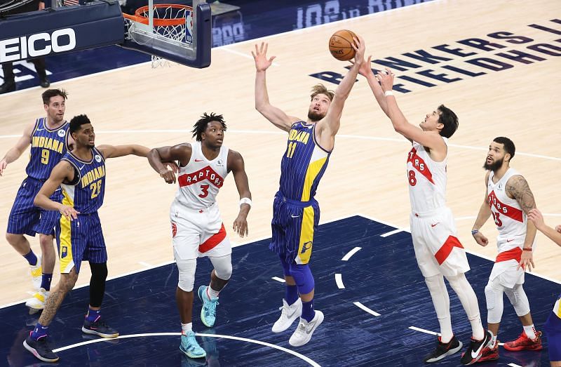 The Toronto Raptors and the Indiana Pacers will face off at the Bankers Life Fieldhouse on Monday night