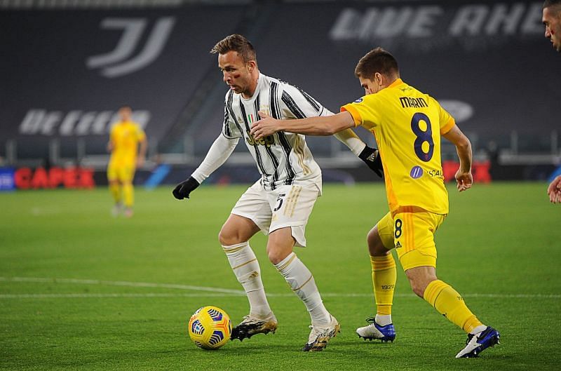 Arthur averages a staggering 94.4% passing success in the Serie A.