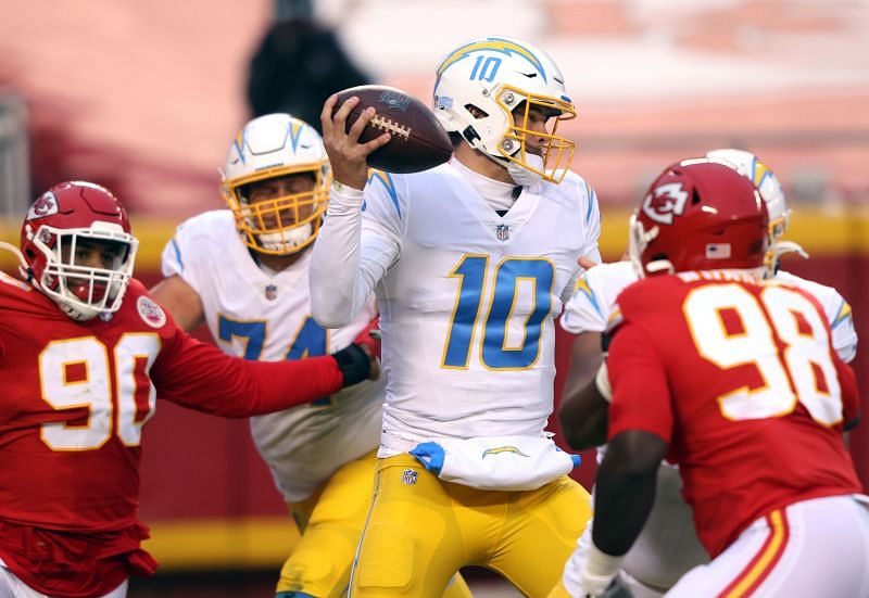 Los Angeles Chargers v Kansas City Chiefs