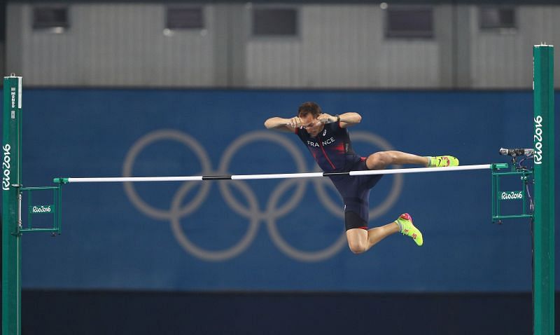 Renaud Lavillenie competes in the Men&#039;s Pole Vault Final at the Rio 2016 Olympic Games