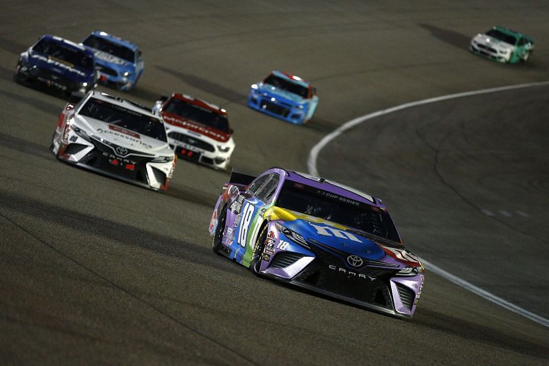 Kyle Busch leads the field in the NASCAR Cup Series Dixie Vodka 400 at Homestead. Photo/Getty