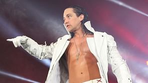 Jay White seemingly confirms his lengthy contract with NJPW