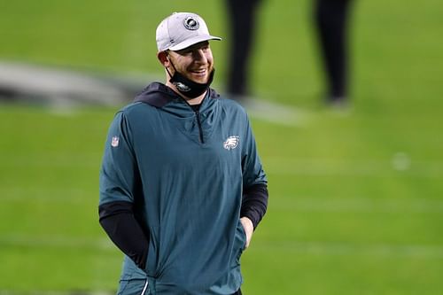 The Chicago Bears Should Call The Philadelphia Eagles About Carson Wentz's Services