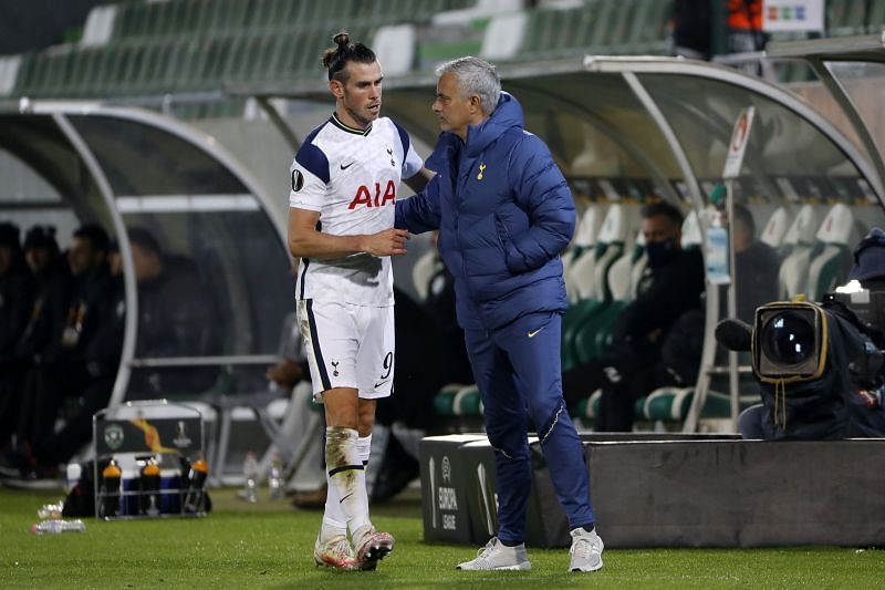 Gareth Bale (L) with Tottenham Hotspur manager Jose Mourinho