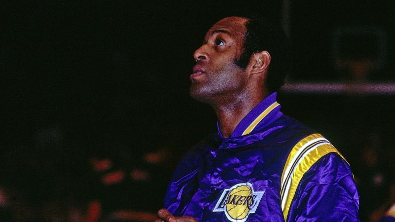 Elgin Baylor.