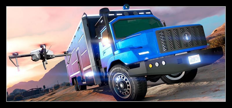 The Terrorbyte essentially acts as a small and mobile command unit in GTA Online (Image via Rockstar Games)