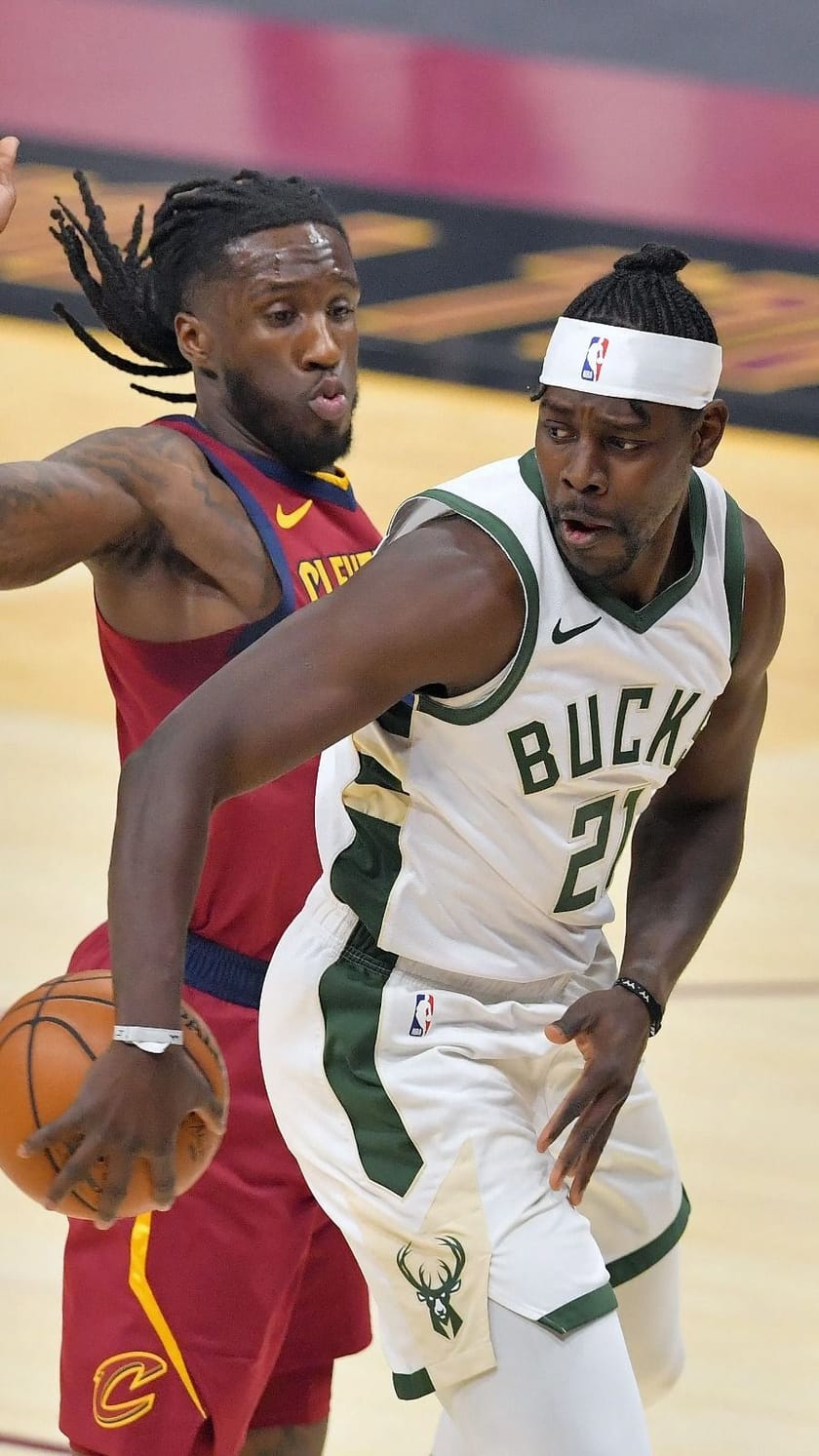 Milwaukee Bucks vs Phoenix Suns Prediction Combined starting 5