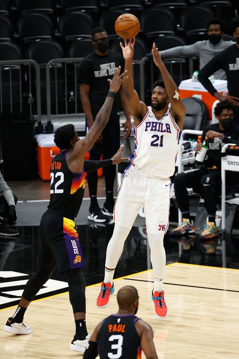 Philadelphia 76ers star Joel Embiid scores in the loss against Phoenix