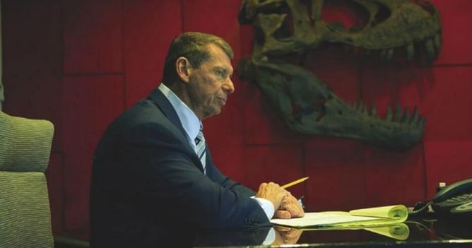 Two WWE Superstars permitted by Vince McMahon to decide winner of their WrestleMania match